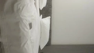 ??留学生HeiMi??-挑战黑人的战屌，逼都给你插烂，这么恐怖、进去阴道就流白浆