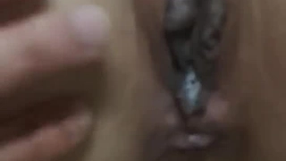 情感讲述来一发起床炮，露脸无套颜射口爆