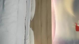 伦理电影网址华裔美女博主与男友的性爱日记-INSTAGRAM控制我们的一天