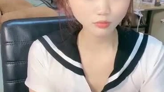 秉烛夜游上海肌肉哥再战大奶妹